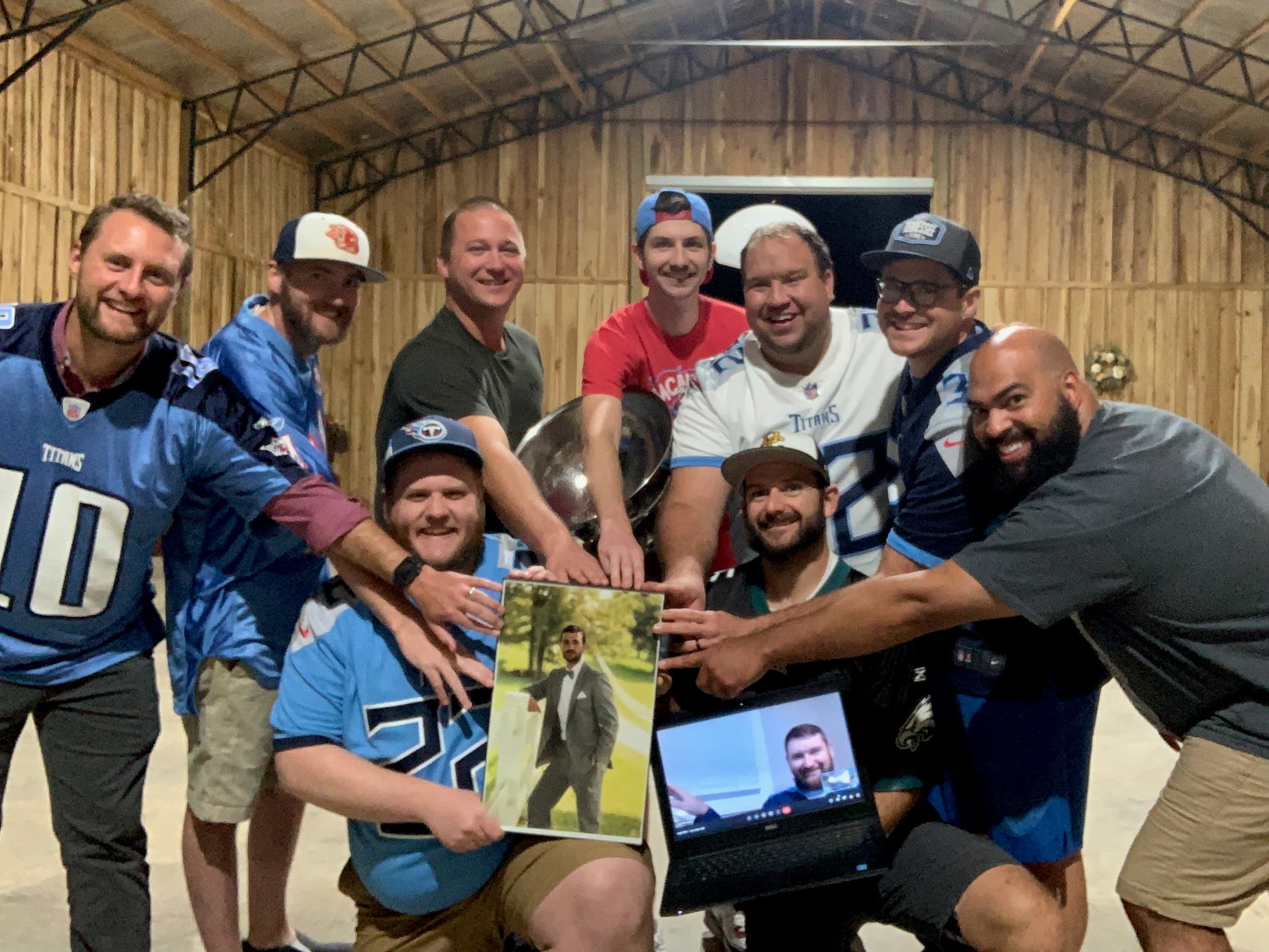 Grant James Fan Club, 2022